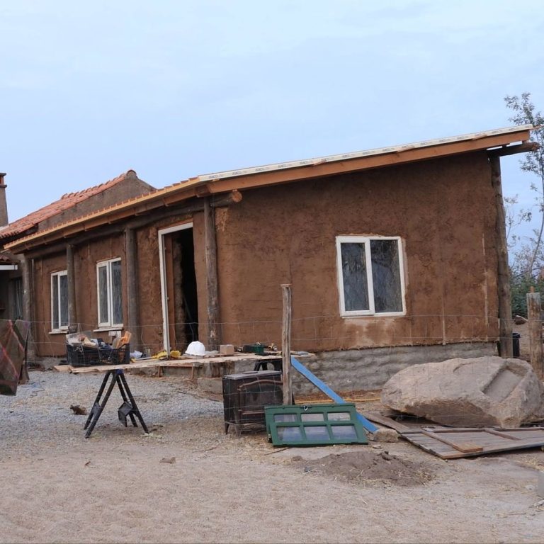 Natural Building - Laurences straw bale house
